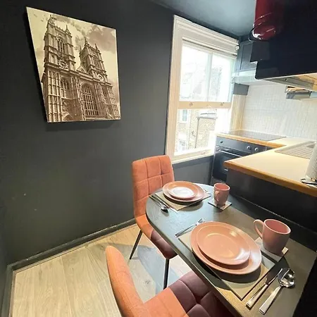 Portobello Road Artistic Studios 'Budget' London Exterior photo