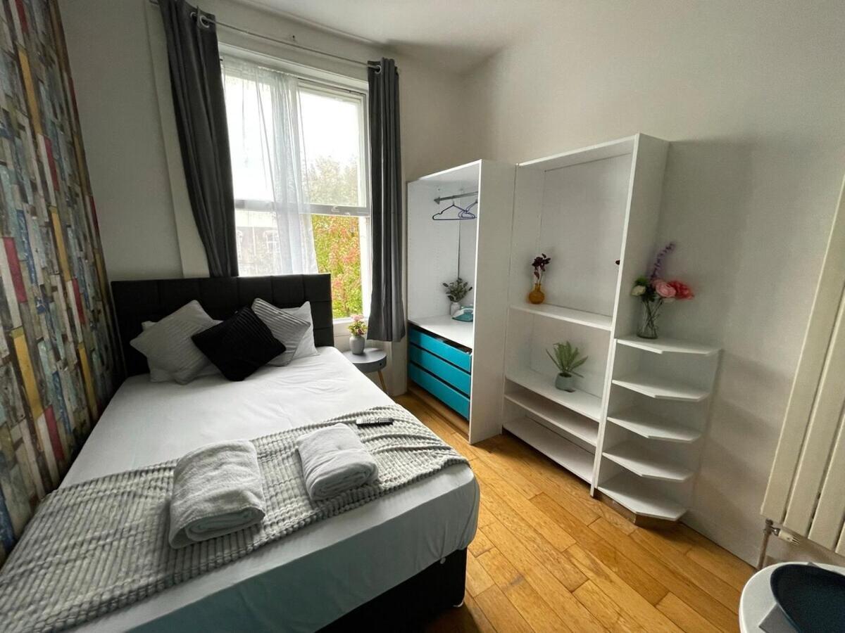 Apartment Portobello Road Artistic 'budget' London