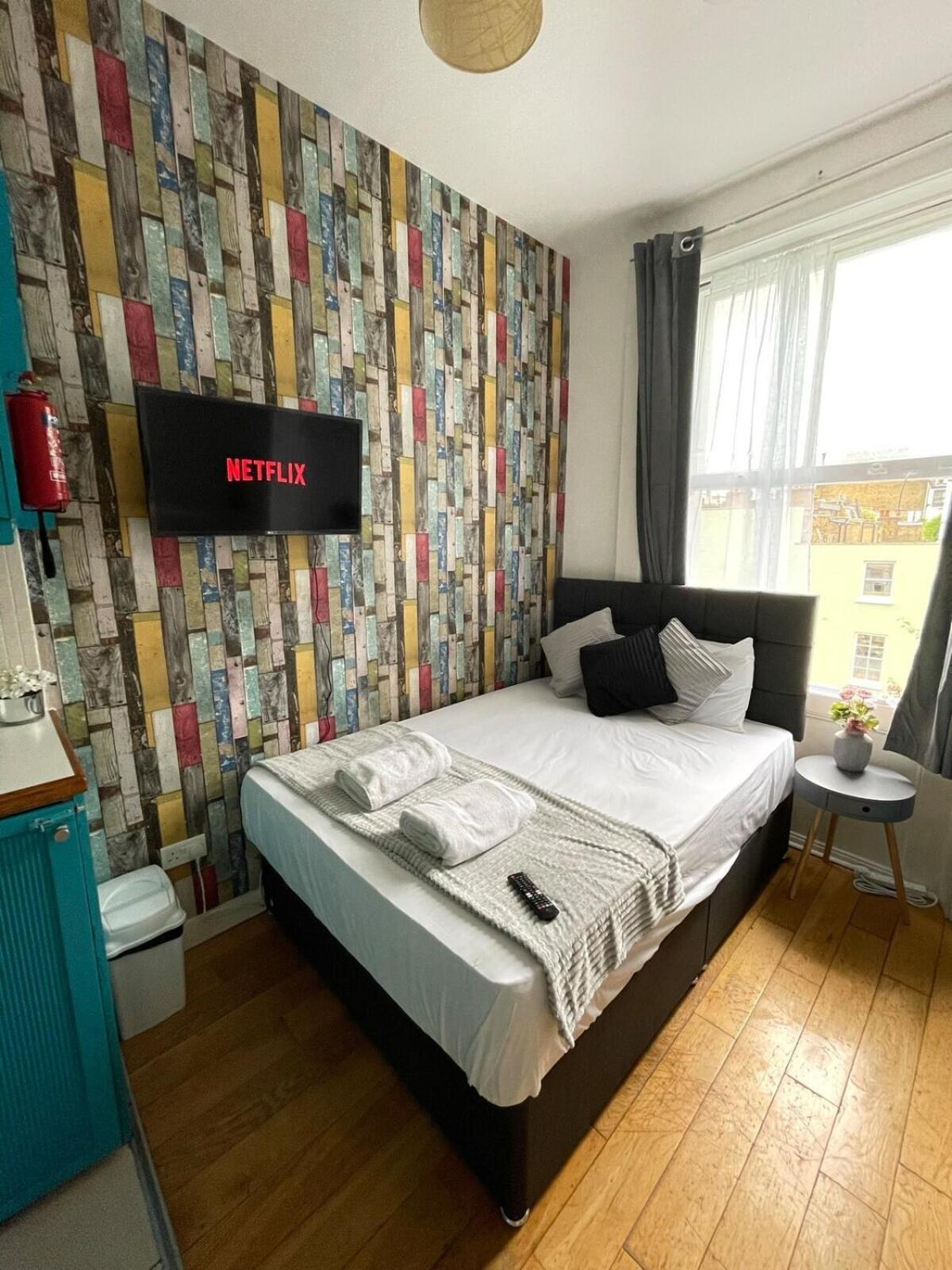 Apartment Portobello Road Artistic 'budget' *